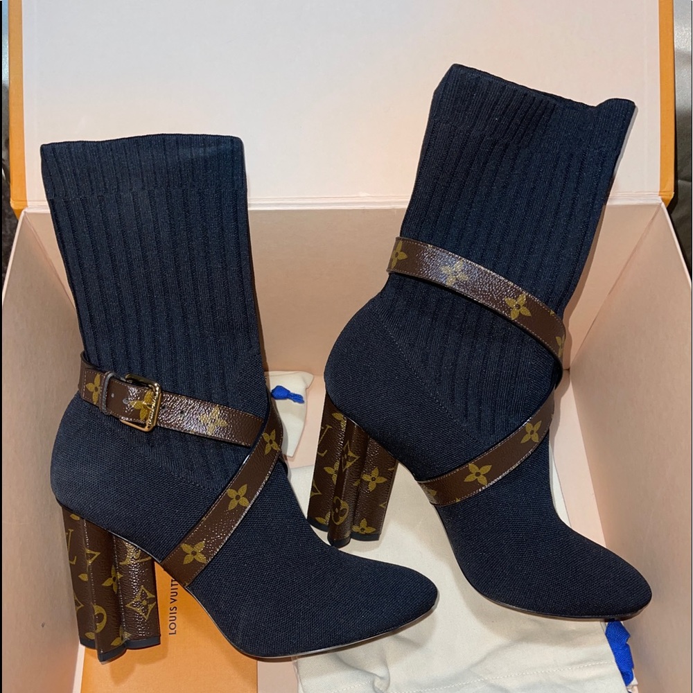 Louis Vuitton Silhouette Ankle Boot.